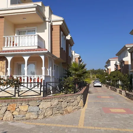Ottoman Village Villas By Etucon فيلة *